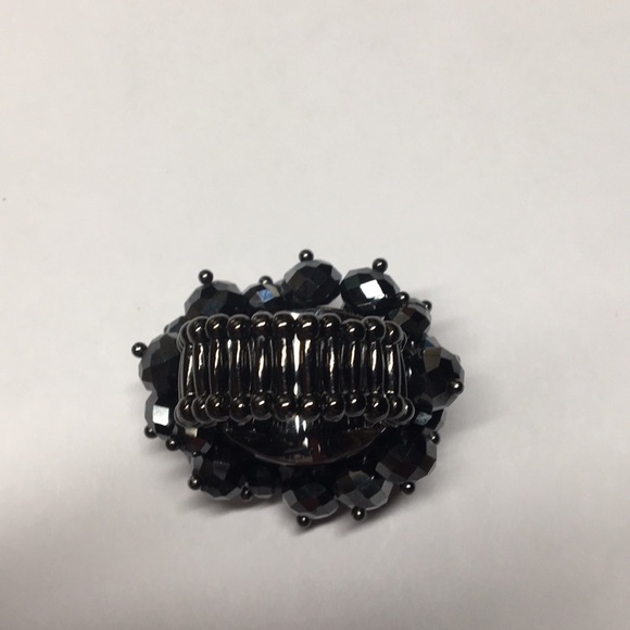 Hematite beaded stretch ring - Picture 3 of 5